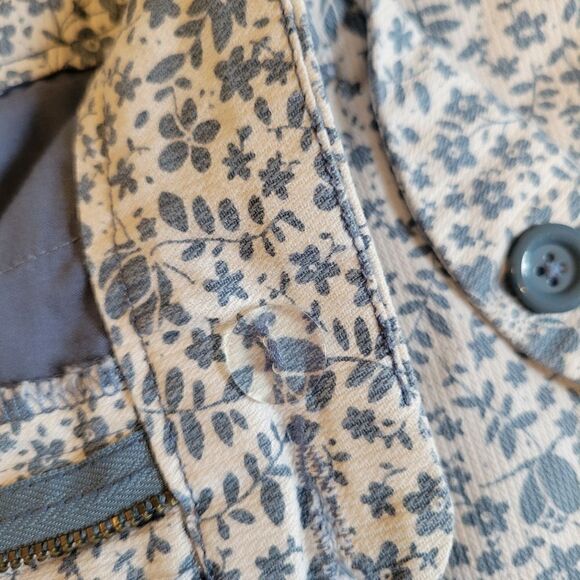 Urban Outfitters Lux Blue Floral Chino Shorts 8 - Picture 8 of 13